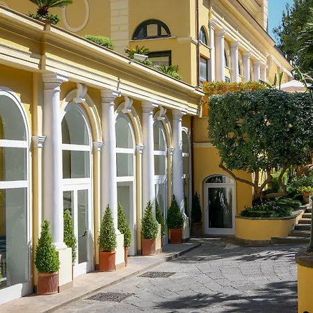 Imperial Tramontano Hotel 4*