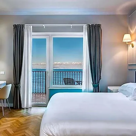 Imperial Tramontano Hotel 4*